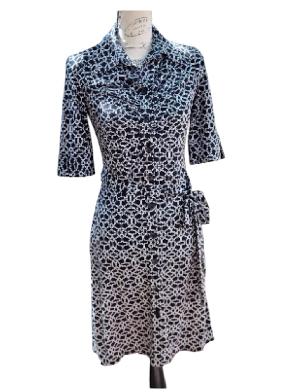 Laundry by Shelli Segal geometric print shirt dress.